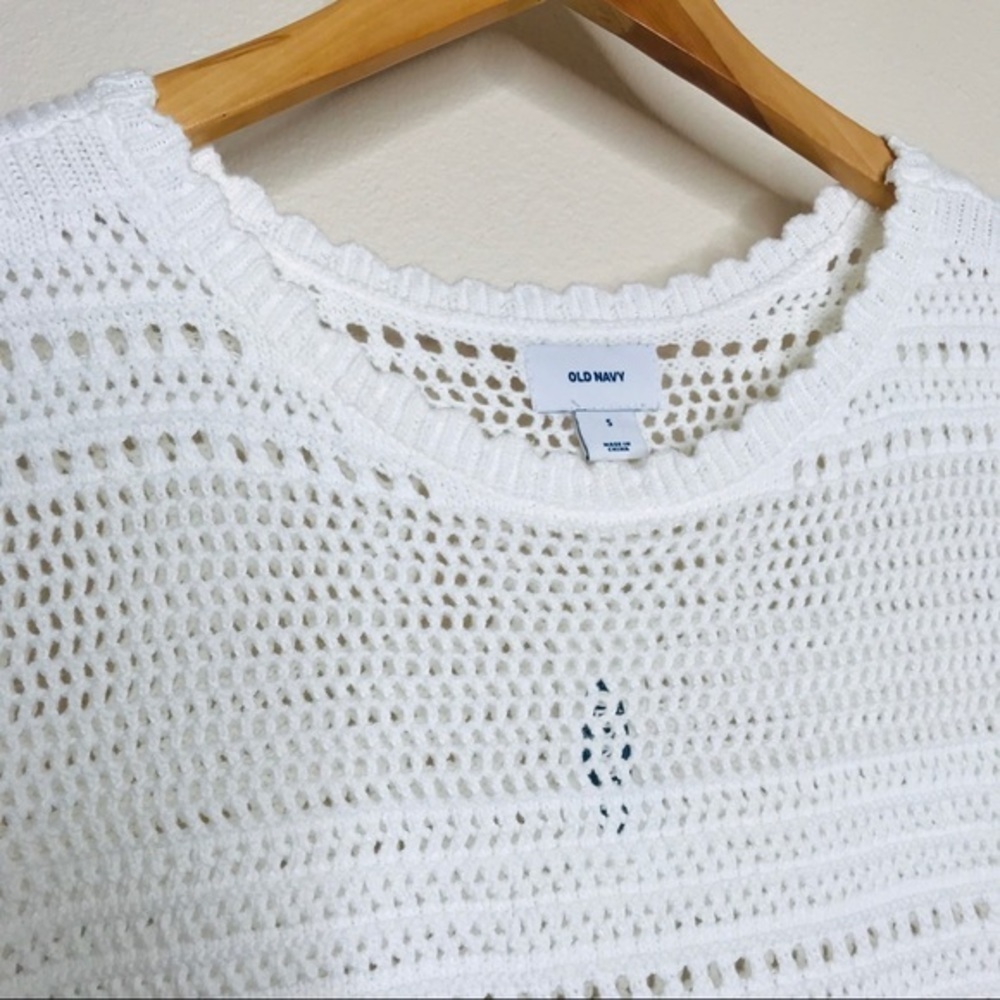 𝅺old Navy NWT Crochet Style Short Sleeve Top - Picture 3 of 8